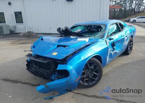 2023 Dodge Challenger Sxt z USA, uszkodzony, nr VIN 2C3CDZAG9PH567805